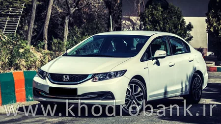 تصویر هوندا سیویک نسل نهم از زاویه دید سه رخ جلو چپ