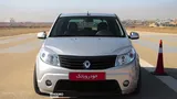 26962-Toyota-Yaris-vs-Renault-Sandero-16.jpg